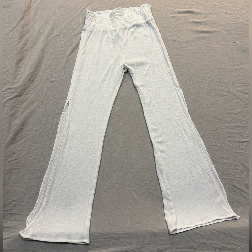 Shade & Shore Textured White Garment